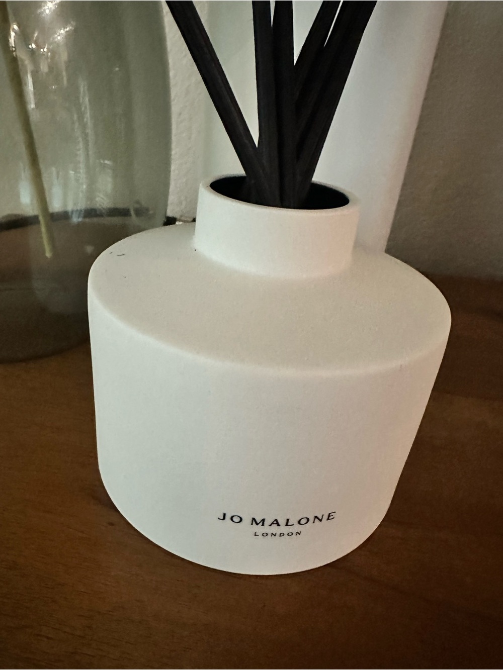 EMPTY Jo Malone White Ceramic Reed Diffuser - Picture 4 of 5